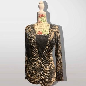 VENUS Black and Cream Paisley Pattern Blouse